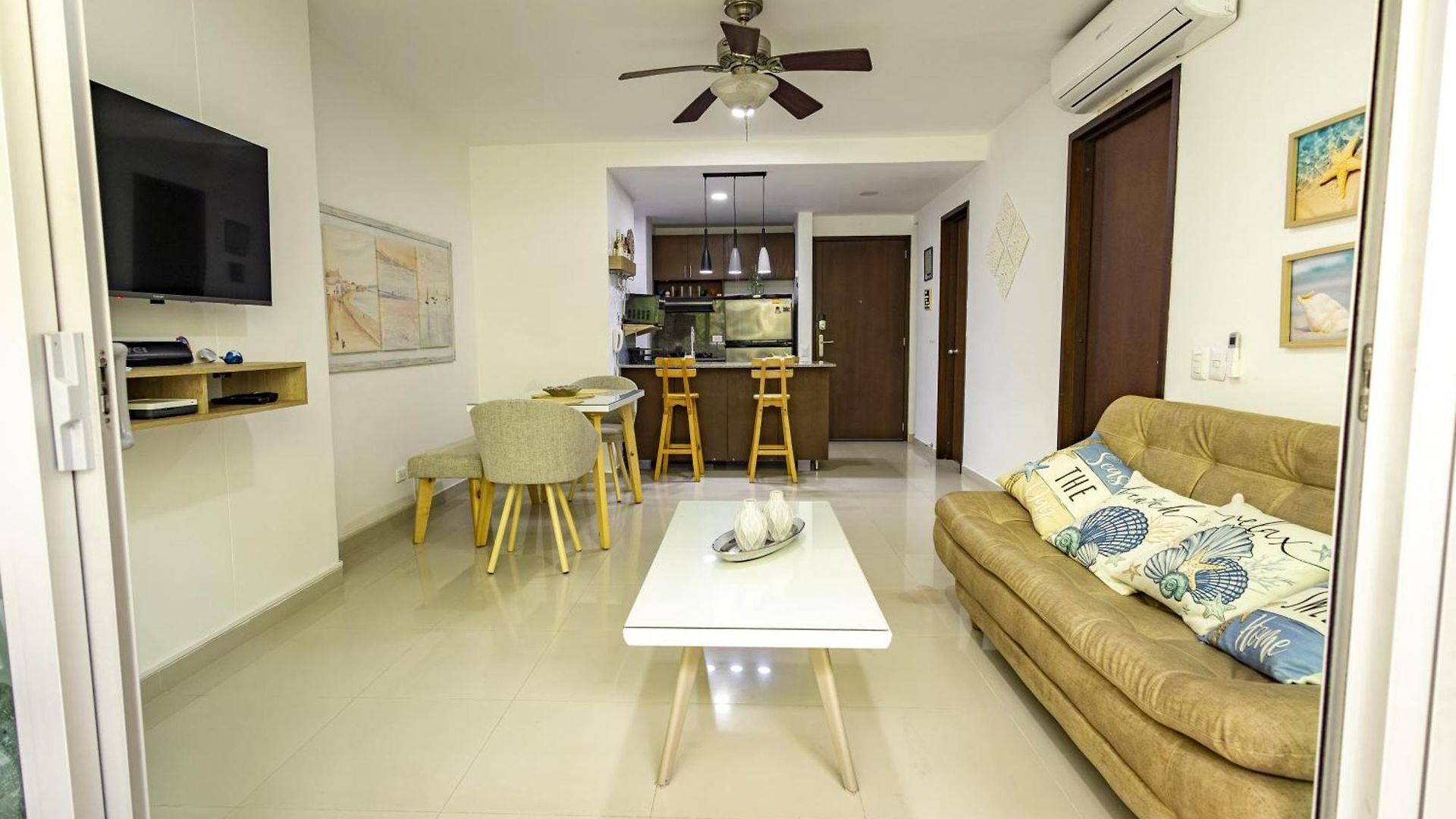 Paraíso Costero Morros Vitri La Boquilla Familiar 4 Personas Apartamento
