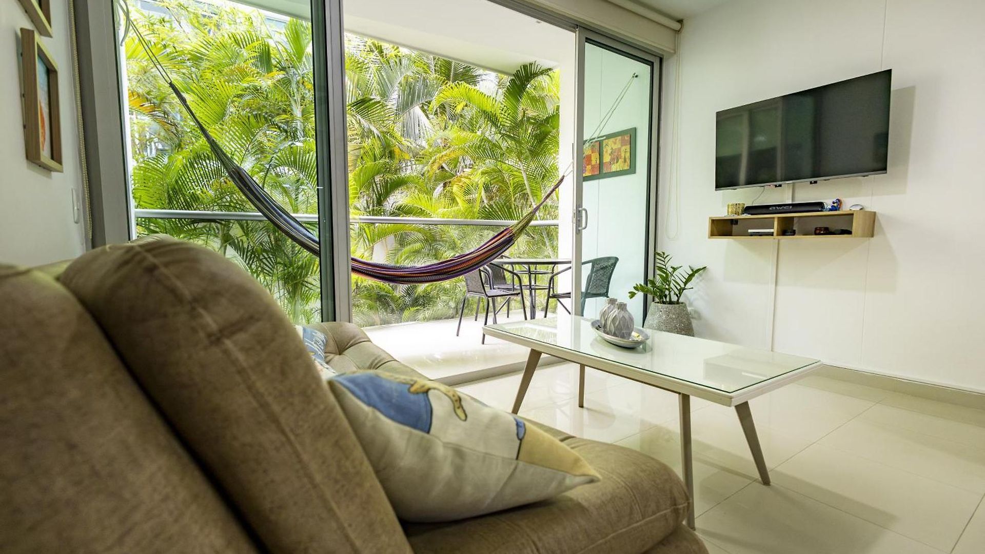 Paraíso Costero Morros Vitri La Boquilla Familiar 4 Personas Apartamento